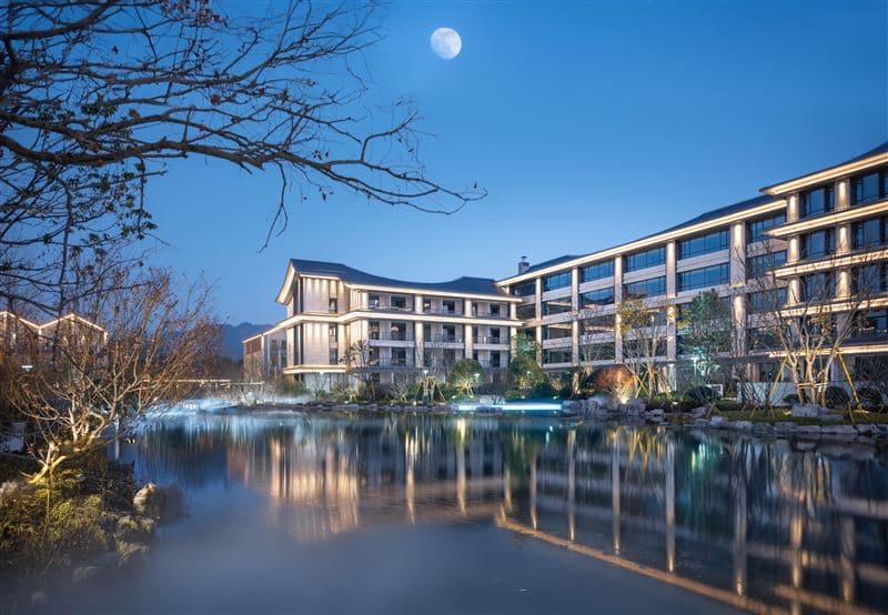 台州神仙居雅高铂尔曼酒店豪华湖景大床房2天1晚套餐