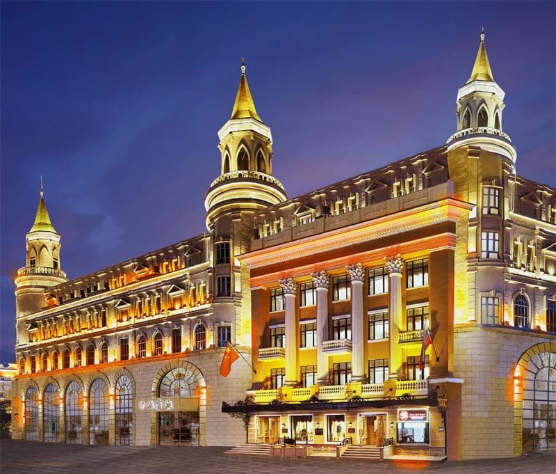 哈尔滨中央大街大公馆1903酒店(索菲亚教堂店)侯爵·风范大床房2天1晚